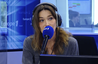 Carla Bruni-Sarkozy regrette son comportement déplacé