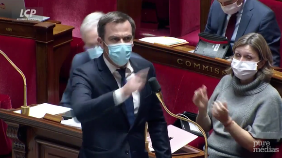 "Sortez d'ici !" : Olivier Véran hurle sur les députés de l'opposition à l'Assemblée nationale