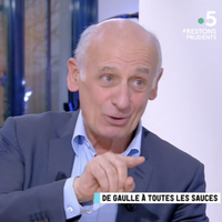 "C l'hebdo" : Jean-Michel Aphatie se paie Ségolène Royal et sa réponse "ébouriffante" sur le général de Gaulle