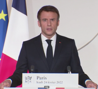 Le début de l'allocution d'Emmanuel Macron sur France 2...