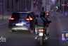 France 2 : Jeff Wittenberg poursuit en moto la mauvaise voiture, Anne-Sophie Lapix hilare