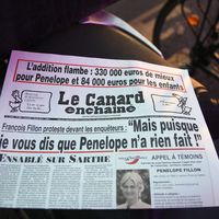 "Qui a été lésé ?" : "Le canard enchaîné" répond aux soupçons d'emploi fictif le visant, des salariés s'indignent