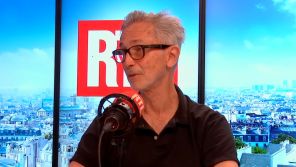&quot;On s&#039;est fait jeter&quot; : Thierry Lhermitte annonce que son projet de film sur Derrick est mort