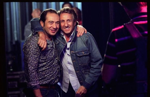 Patrick Timsit et Richard Anconina dans "Stars 80", film rediffusé ce mercredi 26 juillet 2023 sur TF1.