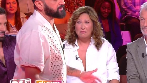 "J'ai le trac !" : La première très compliquée d'Évelyne Thomas dans "Touche pas à mon poste !" sur C8