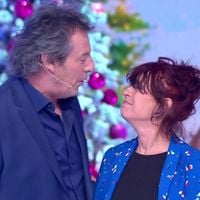 "Attention ne regardez pas !" : Zette, la voix off des "12 coups de midi" révèle son visage sur le plateau du jeu de TF1