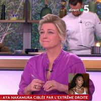 "C'est qui ?" : Anne-Élisabeth Lemoine retient un fou rire après plusieurs problèmes techniques dans "C à vous"