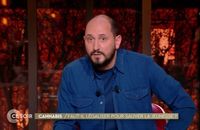 Extraits de "C ce soir" abordant la question de la pénalisation du cannabis