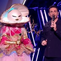 "Mask Singer" 2024 : Qui se cache derrière La Perle ? Les indices et nos pronostics sur la célébrité !