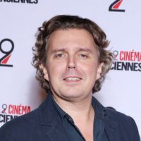 "Ils sont en train de chercher une nouvelle radio" : Alex Vizorek tente d'attirer sur RTL les auditeurs de France Inter