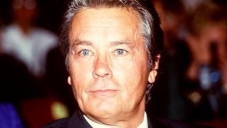 Décès d'Alain Delon : TF1 et France 2 déprogramment en urgence leur après-midi pour rendre hommage à l'acteur, W9 change sa soirée