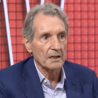 "Il n'arrête pas de se plaindre de la justice" : Jean-Jacques Bourdin sans concession avec Cyril Hanouna, qui veut porter plainte contre l'Arcom