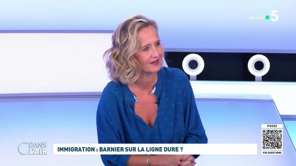 Caroline Roux dans "C dans l'air" sur France 5