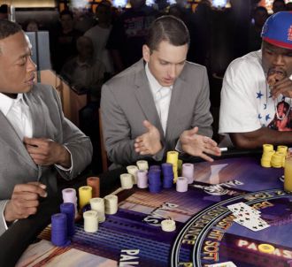 Dr Dre, Eminem et 50 Cent dans le clip de 'We Made You'