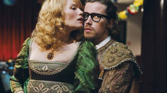 Bande-annonce : Julien Doré vit une belle histoire d'amour