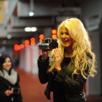 Victoria Silvstedt co-anime "A la recherche du grand amour" sur NRJ 12