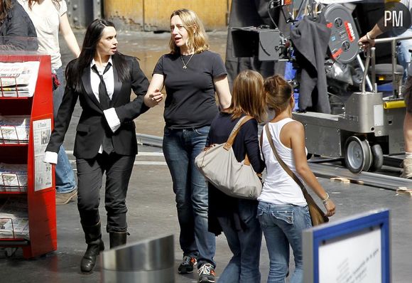 Béatrice Dalle sur le tournage de "Bye, Bye Blondie" à Paris