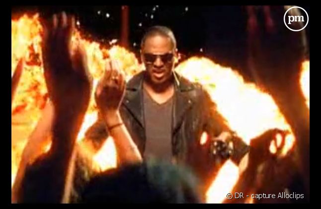 Taio Cruz dans le clip de "Dynamite"