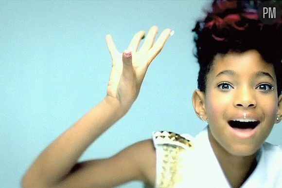 Willow Smith dans le clip de "Whip My Hair"