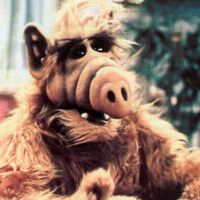 Un bêtisier de "Alf" crée la polémique (vidéo)