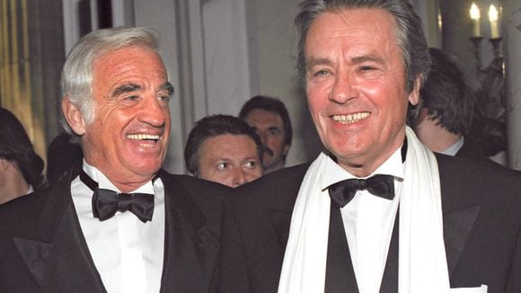 Delon, Belmondo et des centaines d'acteurs portent plainte contre TF1, M6 et Canal+