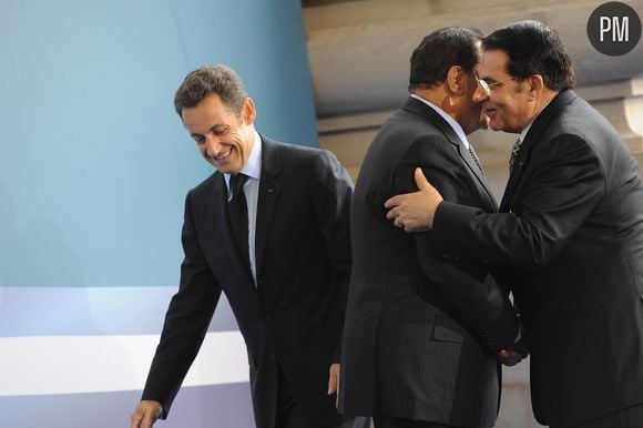 Nicolas Sarkozy, Ben Ali et Mohammed Hosni Moubarak à Paris le 13 juillet 2008 pour le sommet sur la Méditerranée.