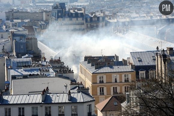 L'incendie de la salle de l'Elysée Montmartre, le 22 mars 2011 à Paris