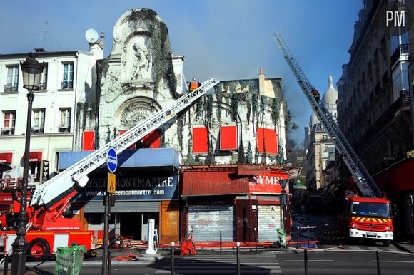 L'incendie de la salle de l'Elysée Montmartre, le 22 mars 2011 à Paris