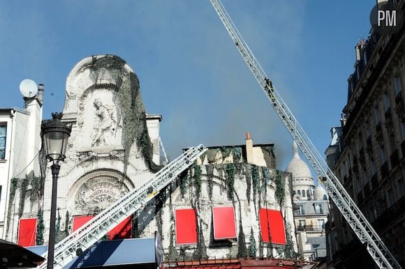 L'incendie de la salle de l'Elysée Montmartre, le 22 mars 2011 à Paris