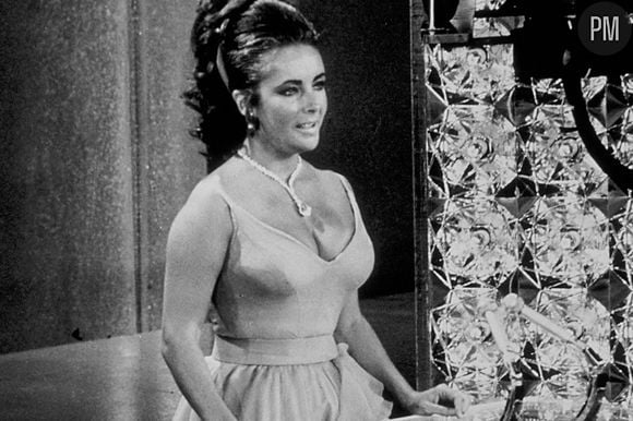 Elizabeth Taylor à une cérémonie en 1970.