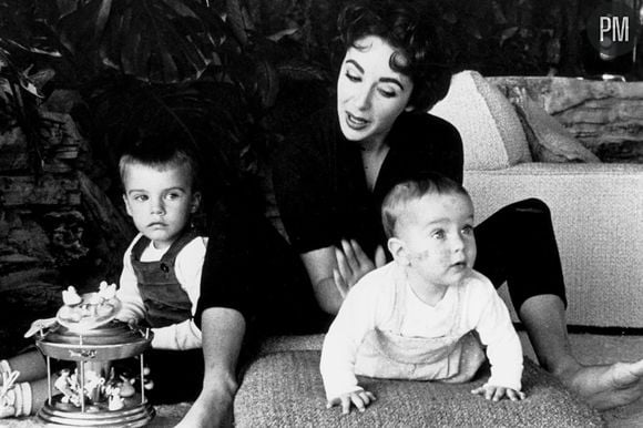 Elizabeth Taylor et Michael Wilding et leur premier film en 1953.