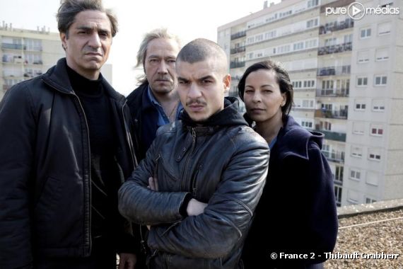 Le cast de la série "Les beaux mecs" sur France 2
