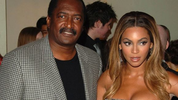 Beyoncé a viré son père parce qu'elle le soupçonnait d'escroquerie