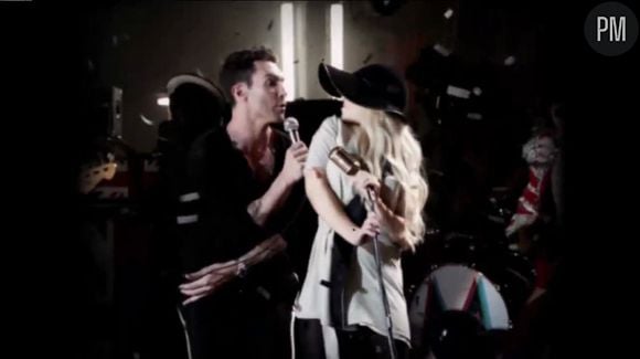 Adam Levine et Christina Aguilera dans le clip "Moves Like Jagger" de Maroon 5