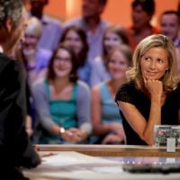 Clémentine Autain "choquée" que Claire Chazal interroge DSK