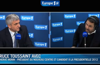 Bruce Toussaint vanne Hervé Morin sur sa candidature à la présidentielle, le 14 décembre 2011 sur Europe 1