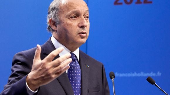 JDC-97 : Excès de confiance au PS, Hollande ne veut pas d'une TVA sociale, Fillon s'y accroche