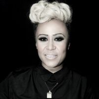 Charts UK : Emeli Sande impressionne, Whitney Houston fait son retour, Madonna déçoit