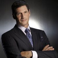 Thomas Calabro ("Melrose Place") jouera le père d'un des héros de "Glee"