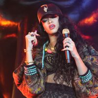 Rihanna : "J'aime toujours Chris Brown"