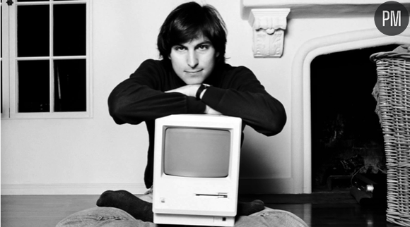 Apple rend hommage à Steve Jobs