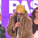 Zapping : Thomas Hugues chante déguisé en mac bling-bling !