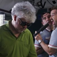 Pedro Almodóvar très sévèrement égratigné par "El País" pour un film trop gay-friendly