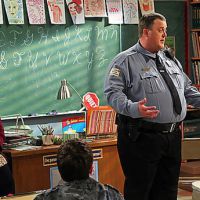 Tornade aux Etats-Unis : CBS déprogramme l'épisode final de la saison 3 de "Mike & Molly"