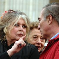 Brigitte Bardot en a "plein le dos" de Frigide Barjot