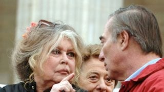 Brigitte Bardot en a "plein le dos" de Frigide Barjot