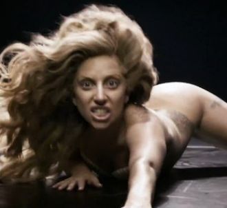 Lady Gaga - 'Applause' (clip)