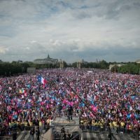 Un bulletin d'adhésion à "La manif pour tous" glissé dans "Le Figaro Magazine"