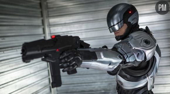 "RoboCop" démarre en tête du box-office