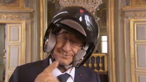 "Les Guignols de l'info" : François Hollande est "Happy" parce qu'il est "Célib"